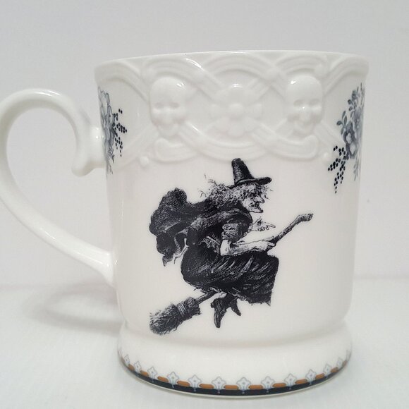 NEW Williams Sonoma SPOOKY SOIREE Mug Witch 12 OZ Stoneware Halloween NIB - Picture 3 of 7